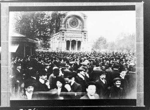 Manifestació de protesta en Paris